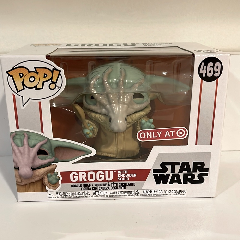 Star Wars the Mandalorian Grogu with Chowder Squid
